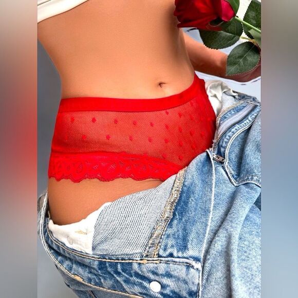 Red - Black - White l Bow Panties l Sheer Lace l Polka-dotted l Unlined l M - Picture 3 of 9